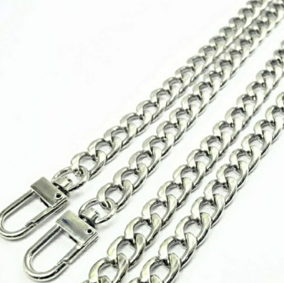 Handbags - Silver Bag Chain 47" Flat Cuban Purse Wallet Crossbody 🤎 NEW